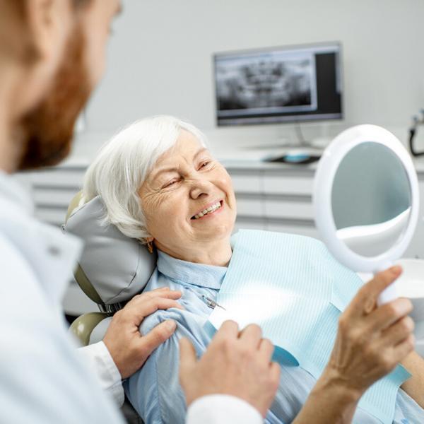 Geriatric Dentist St. Louis